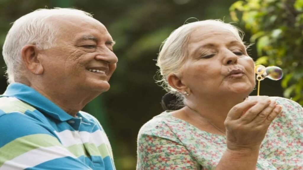 सीनियर नागरिकों को हर महीने ₹20,000 pension! जानें पोस्ट ऑफिस की यह स्कीम